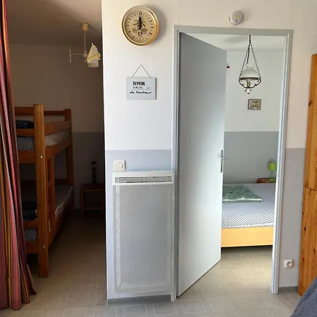 Port Camargue P2 Cabine *